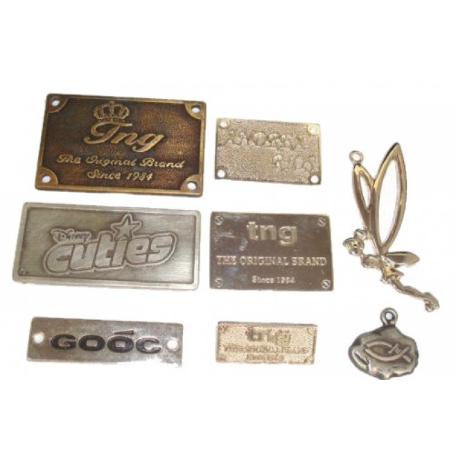 Etiquetas em Metal Personalizadas