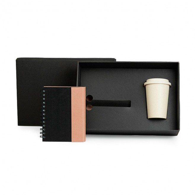 Kit com Caderno. Caneta e Copo em fibra de Bambu