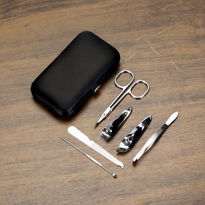 Kit Manicure 6 Peças em Estojo de Couro Sintético  Personalizado