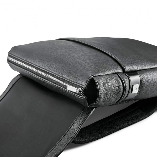 Mochila em Couro Sintetico