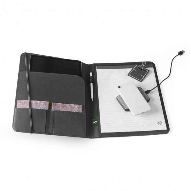 Pasta A4 em poliéster 100% reciclado 300D com caderno com 40 páginas pautadas