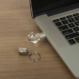 Pen Drive Lâmpada Capacidade de 4 a 64 Gb, memória 2.0 e 3.0