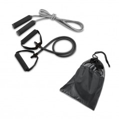Kit fitness composto por elástico e corda de pular.
